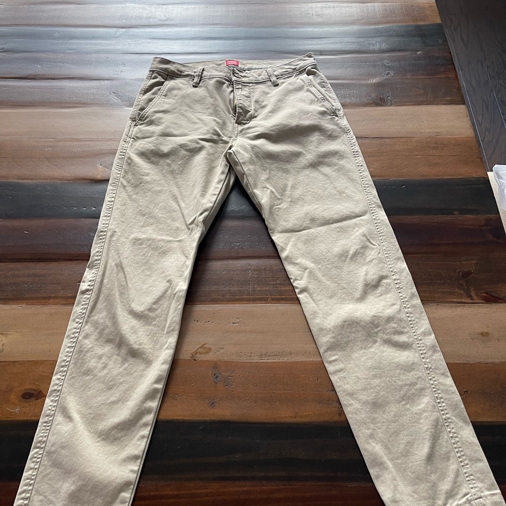 Levi's Men's Khaki Chinos